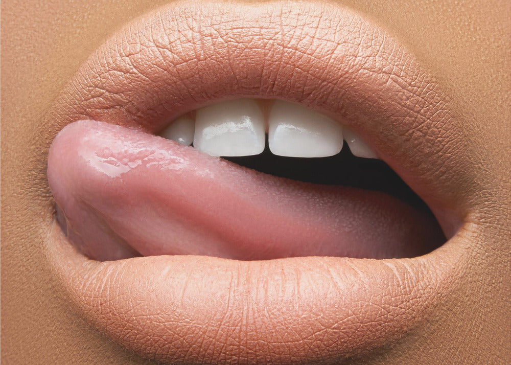 Macro beauty Wall Artwork In Black Floating Frame