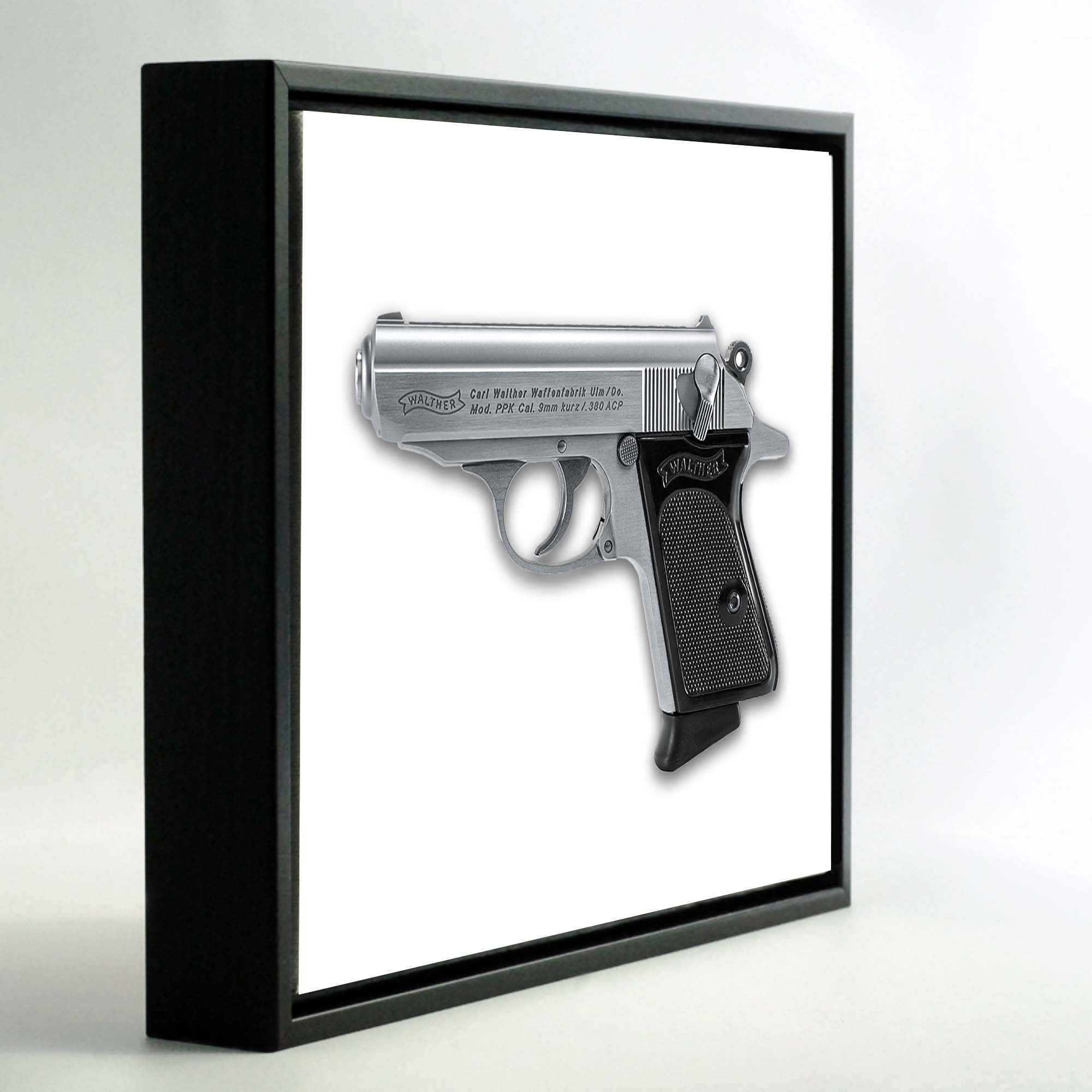 Wall art museum quality canvas art prints for home decoration at GTA ART, the photo shows a Mini Framed gun