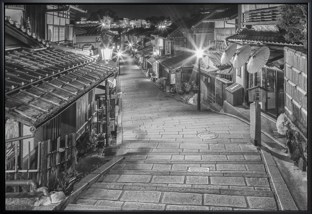 Wall art Ninen-zaka in historic Kyoto in the evening - monochrome